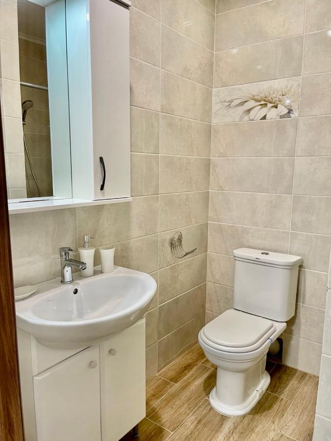 Atlant Luxury Family Apart Поряд З Тц Депот, Безконтактне Заселення Chernivtsi Exterior photo